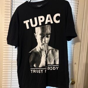 Tupac Black Short Sleeve Graphic Tee